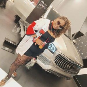 Meet your Posher, Gwendolyn r